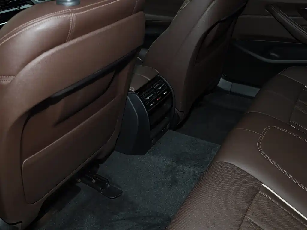 BMW 5 Series 2022 Facelift II 530Li Leading Model M Sport Package