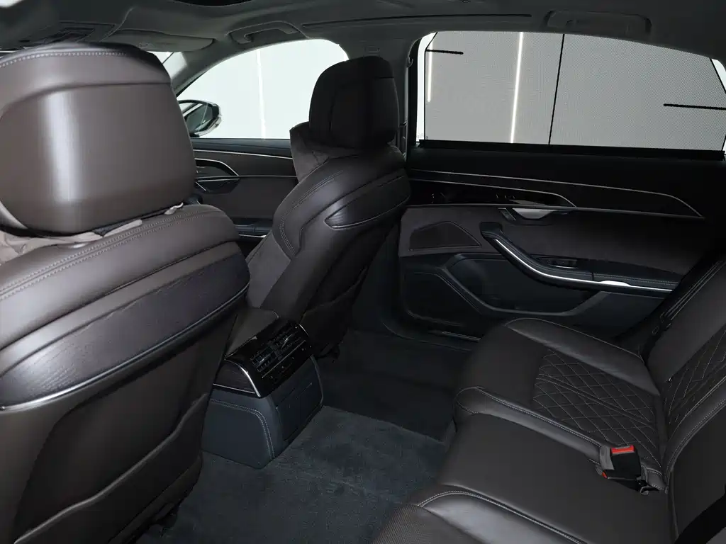 Audi A8 L 50 TFSI quattro