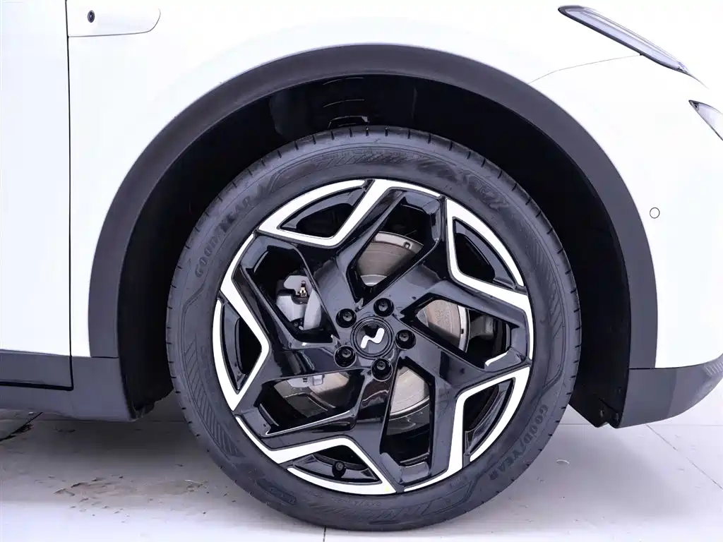 Onvo L60 2025 60kWh RWD