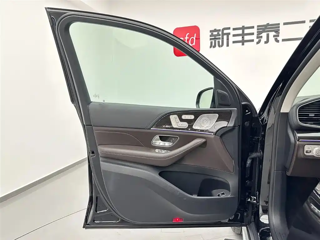Mercedes-Benz GLS 450 4MATIC 2021 Facelift Elegant