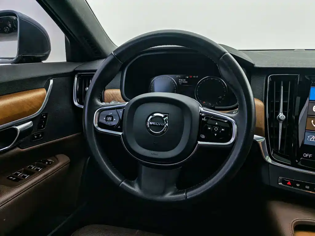 Volvo S90 2021 B5 Zhiyi Luxury Edition