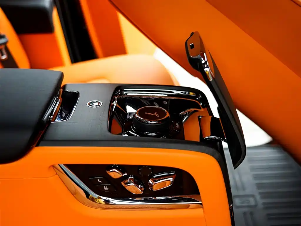 Rolls-Royce Cullinan 2025 Four-Seater Edition