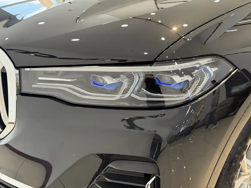 BMW X7 2021 xDrive40i Premium Luxury Package