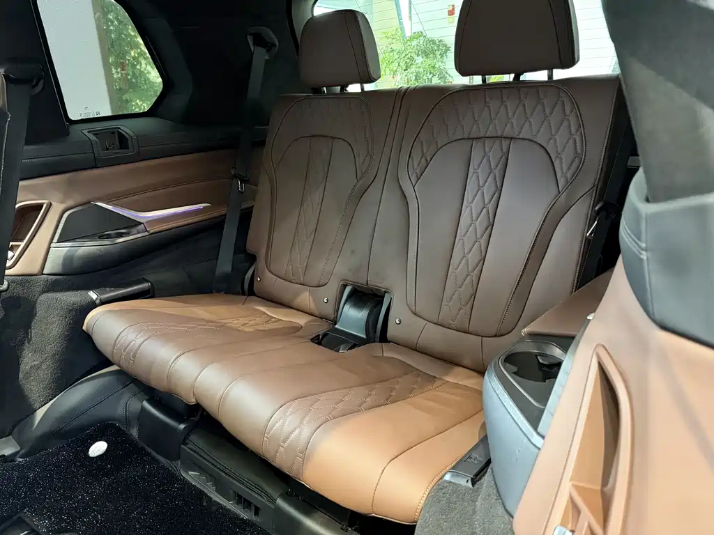 BMW X7 2021 xDrive40i Premium Luxury Package
