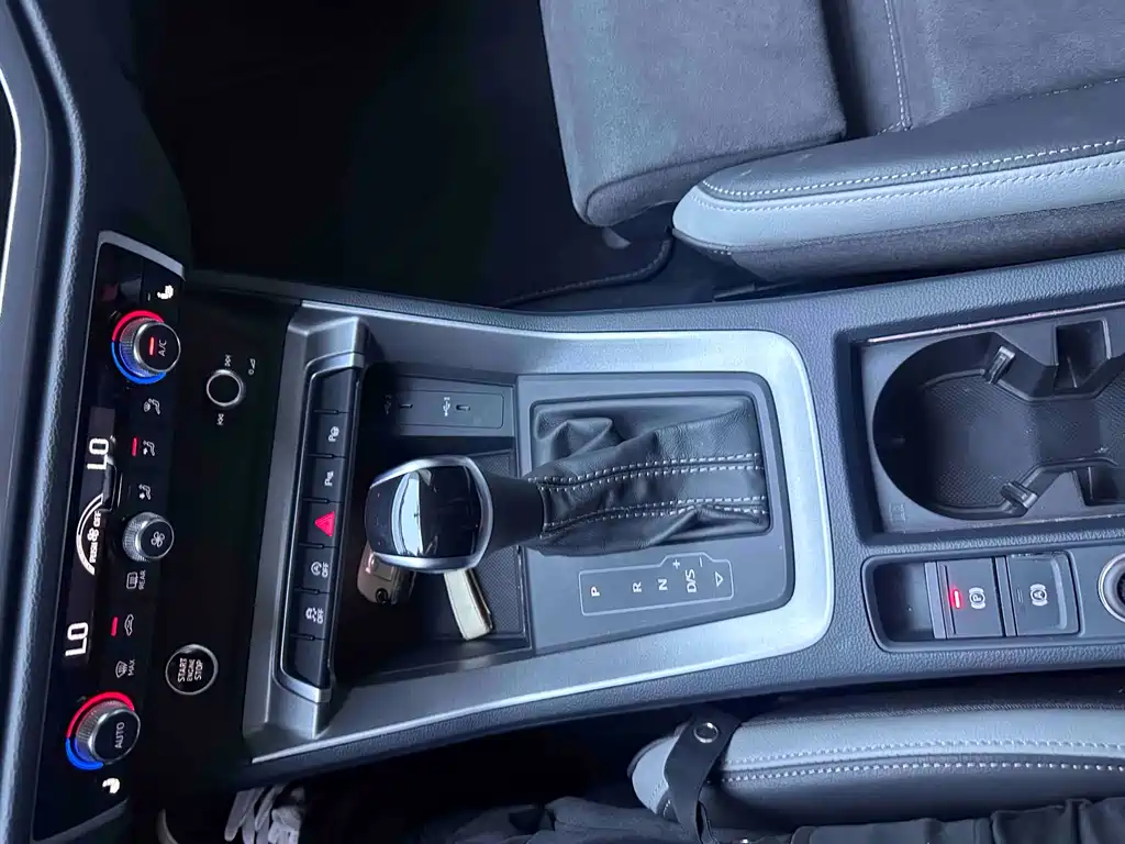 Audi Q3 2022 35 TFSI Sporty Dynamic Edition