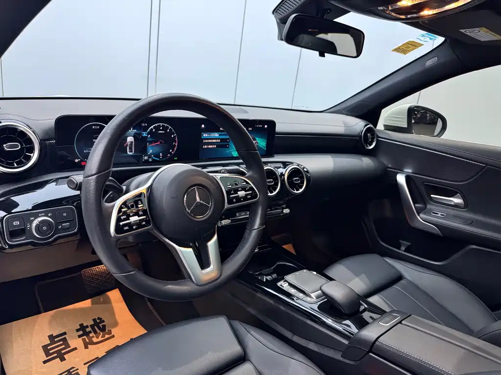 Mercedes-Benz A-Class 2022 A 200 L Sport Sedan Dynamic