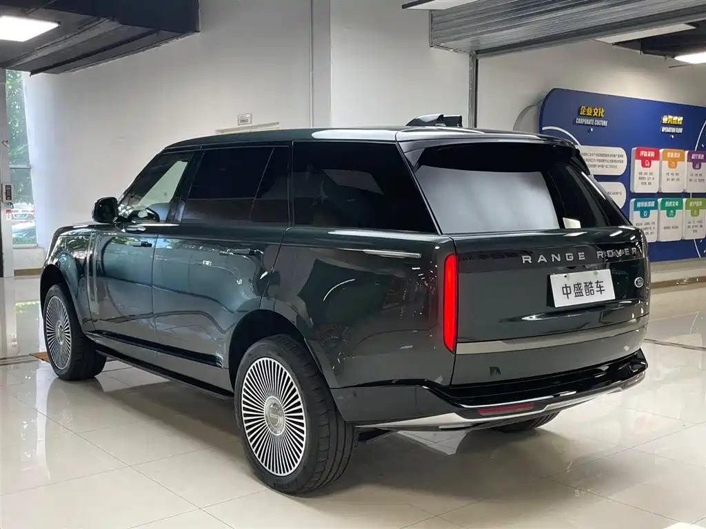 Range Rover 2024 3.0 L6 400PS Extended Edition Seven-Seater