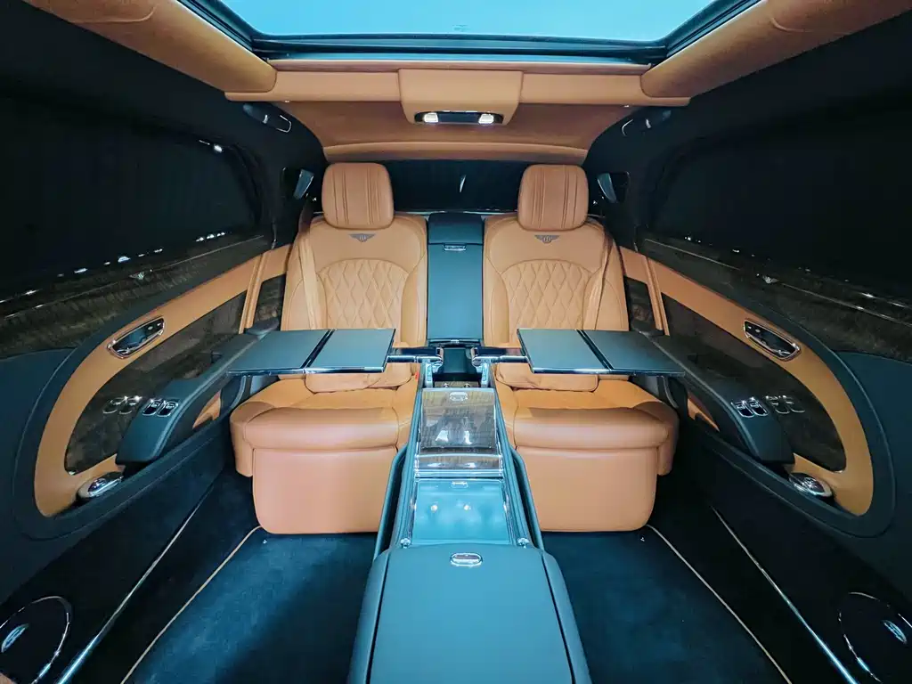 Bentley Mulsanne 2017 6.8T Long Wheelbase Edition