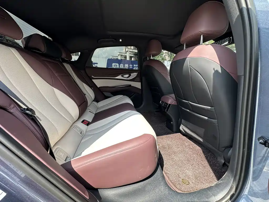 BYD Seal 2024
