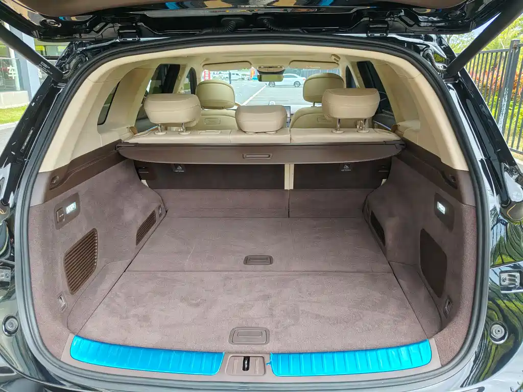 AITO M7 1.5T RWD Plus 5-Seater 2024