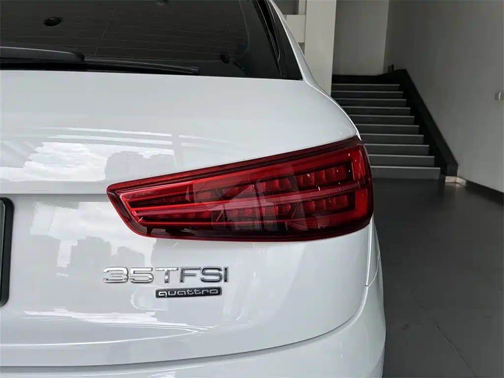 Audi Q3 2017 35 TFSI quattro Fashion Edition