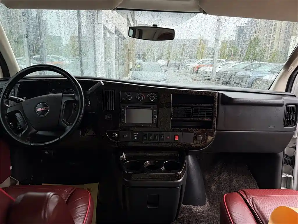 SAVANA 2012 6.0L Leader Classic Edition
