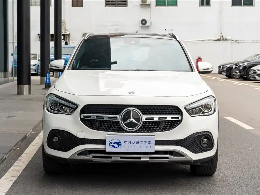 Mercedes-Benz GLA 200 2022 Facelift
