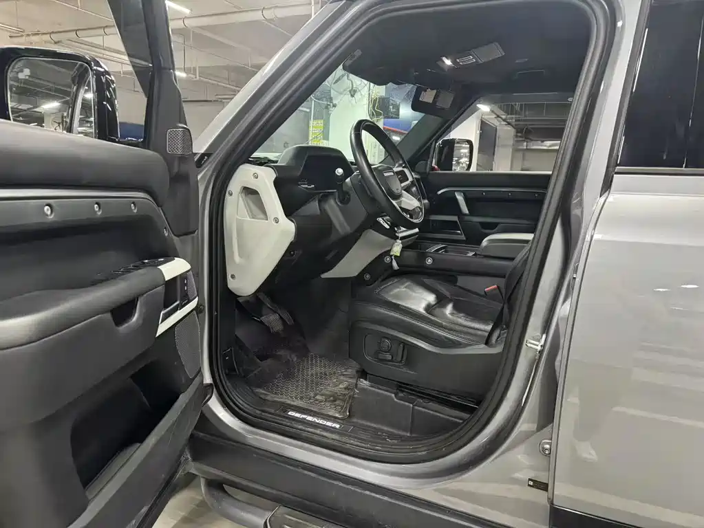 Land Rover Defender 2021 110 P400 X-Dynamic HSE
