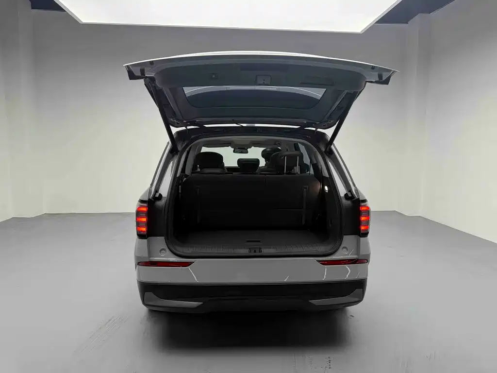 2023 Ford Edge L 2.0T EcoBoost 2WD 7-Seater Luxury