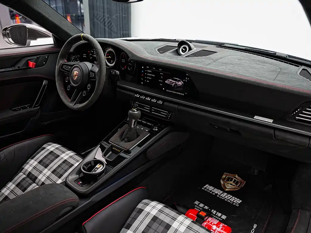 Porsche 911 2024 GT3 RS 4.0L