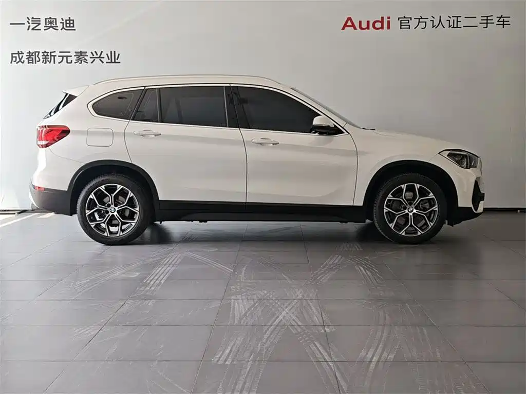 BMW X1 2022 sDrive25Li Leading Edition