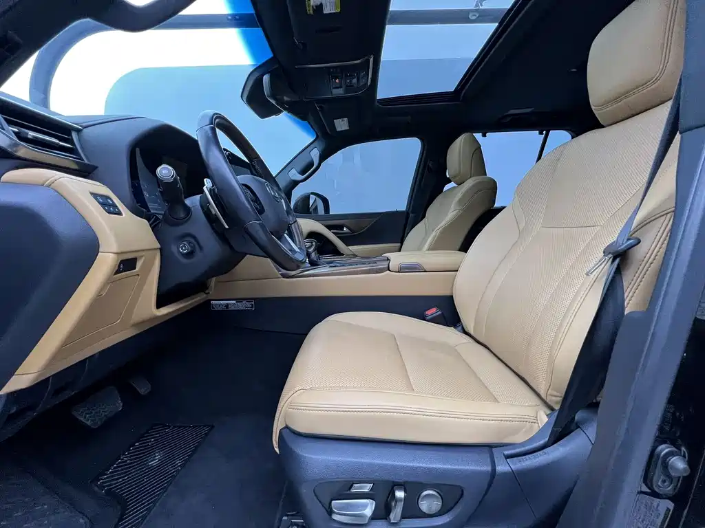 Lexus LX 570
