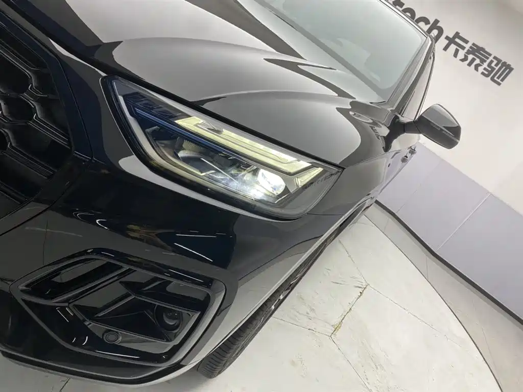 Audi Q5L 2024 45 TFSI Luxury Dynamic Edition