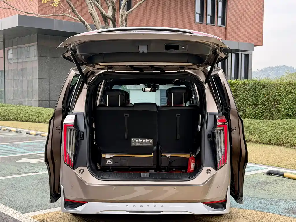 GAC Trumpchi M8 2023 Grandmaster Series Hybrid Supreme Edition