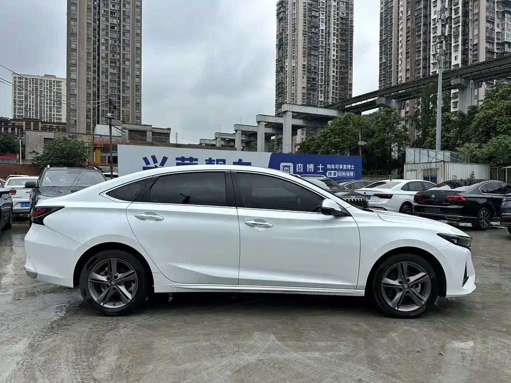 Changan Eado PLUS 2023 1.5T DCT Premium