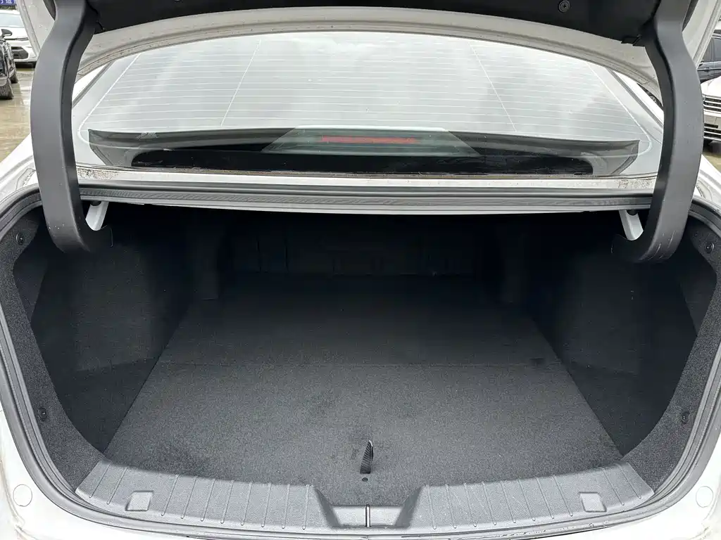 Changan Eado PLUS 2023 1.5T DCT Premium