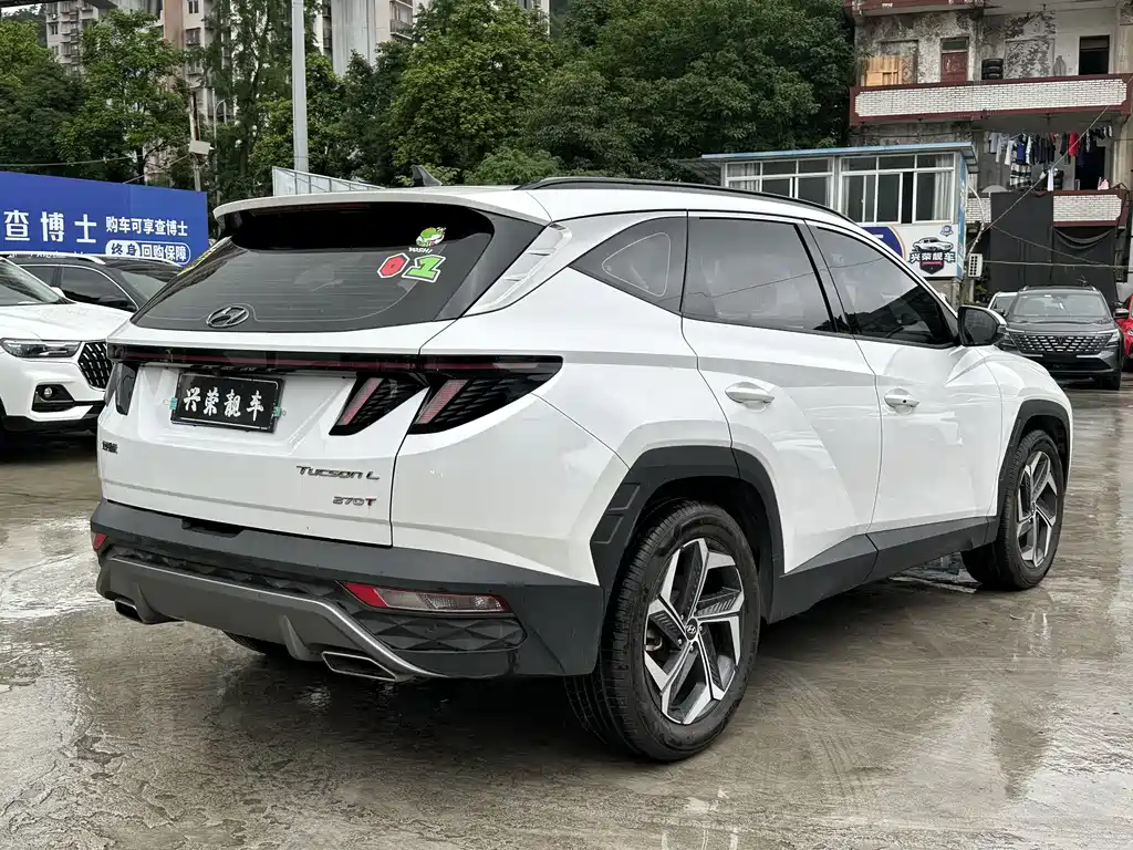 Hyundai Tucson L 2021 1.5T DCT LUX Premium