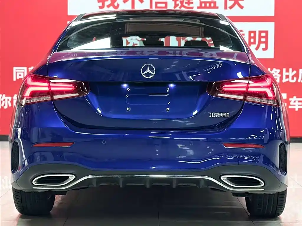 Mercedes-Benz A-Class 2021 A 200 L Sport Sedan Fashion Edition