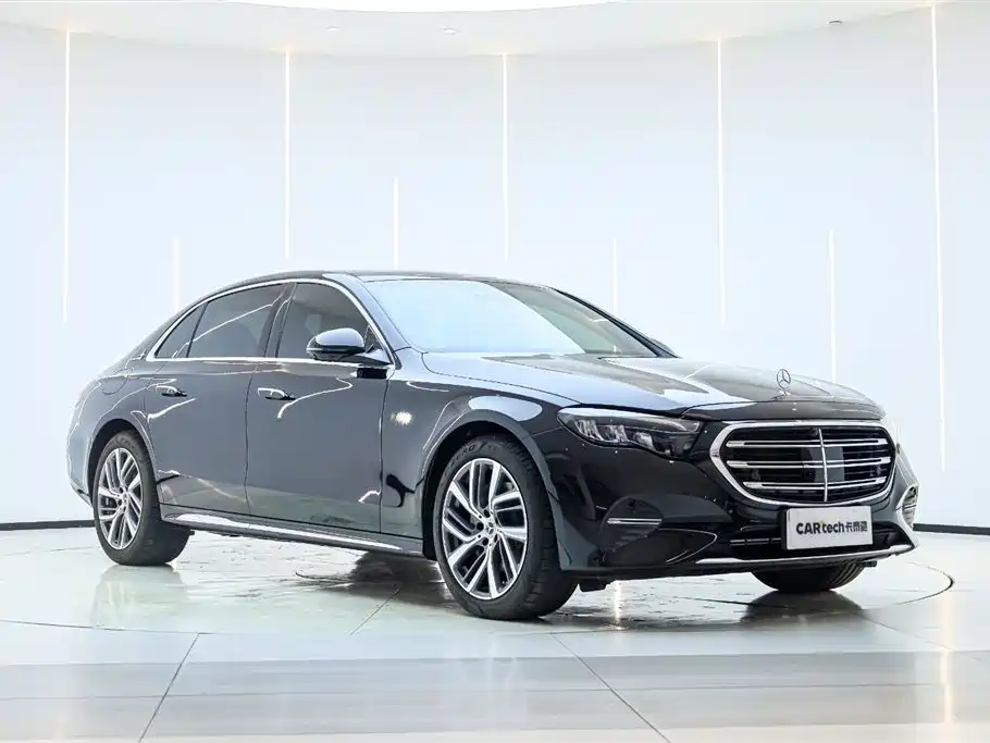 Mercedes-Benz E-Class 2024 E 300 L Fashion Edition