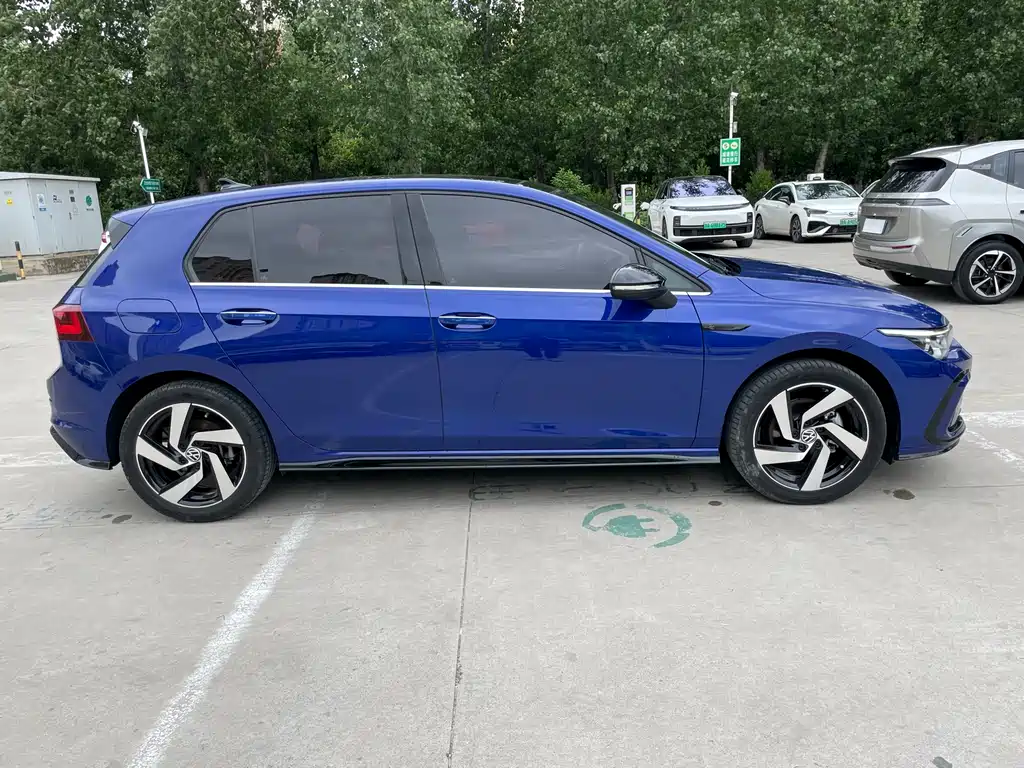 Golf 2023 280TSI DSG R-Line Lite
