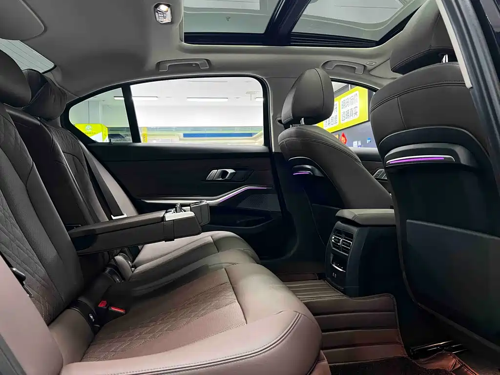 2022 BMW 3 Series 325Li M Sport Package