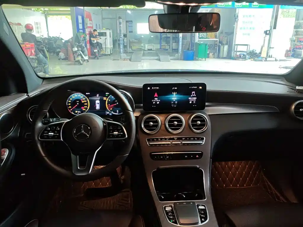 Mercedes-Benz GLC 2021 GLC 260 L 4MATIC Luxury Edition