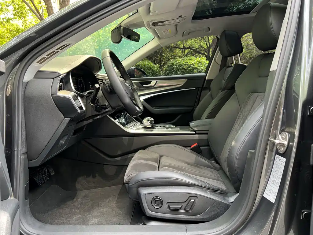 Audi A6 Avant 2021 45 TFSI