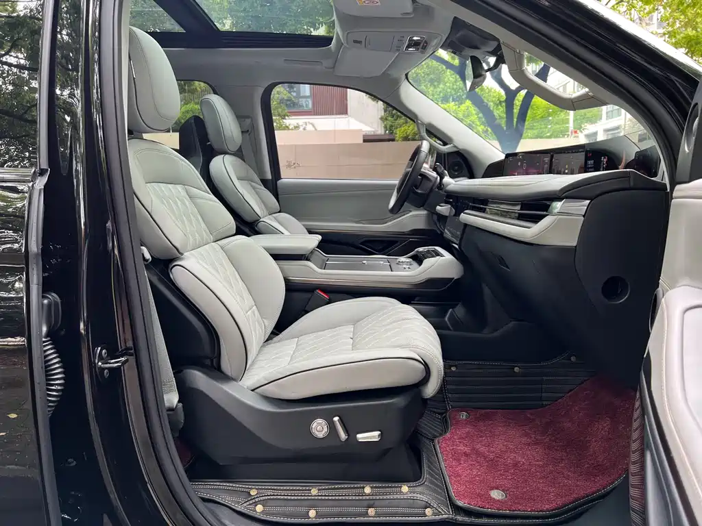 Lincoln Navigator 2025 3.5T Extended President Edition