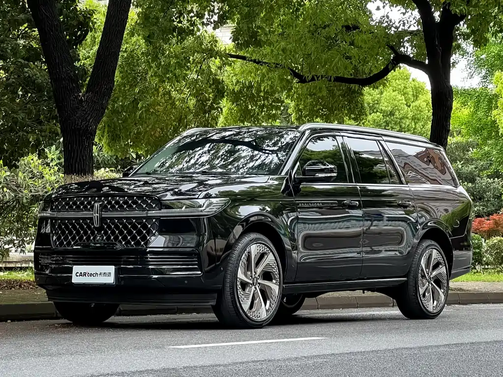 Lincoln Navigator 2025 3.5T Extended President Edition