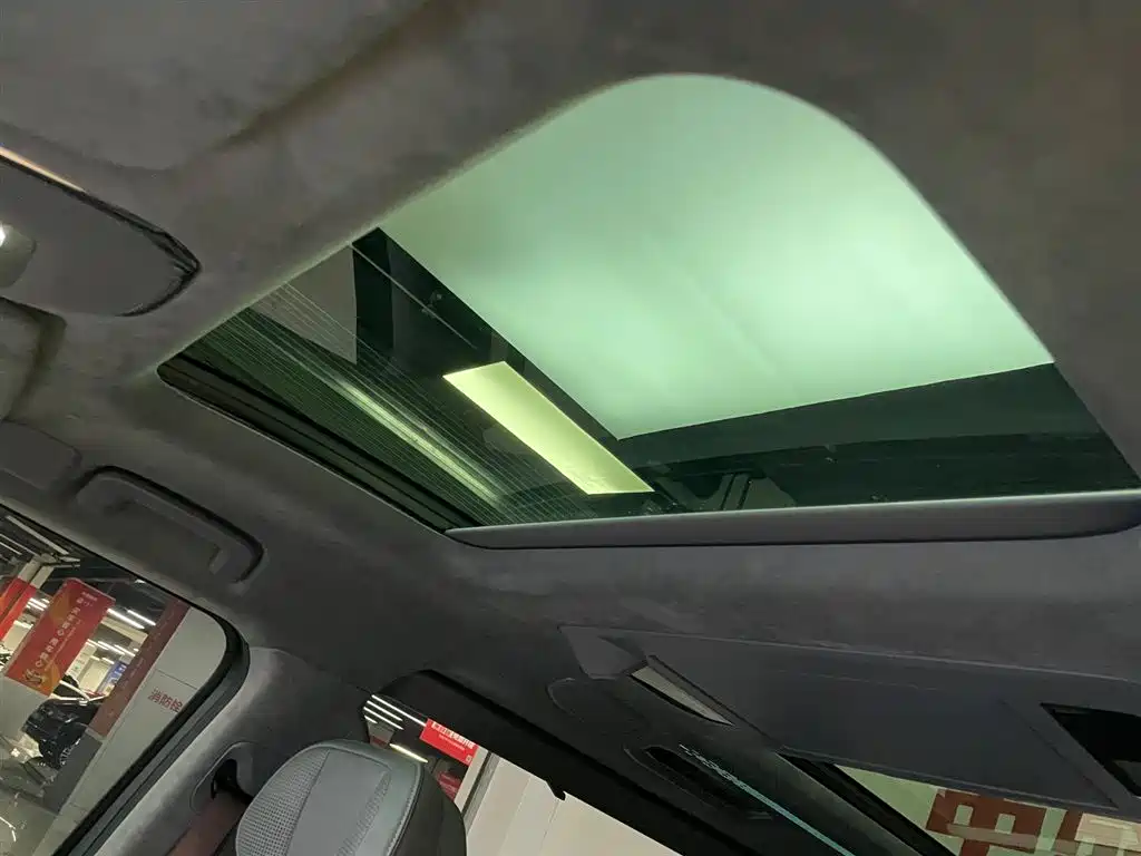 Zeekr 009 2024 Seven-Seater Aisle Edition AWD 108kWh