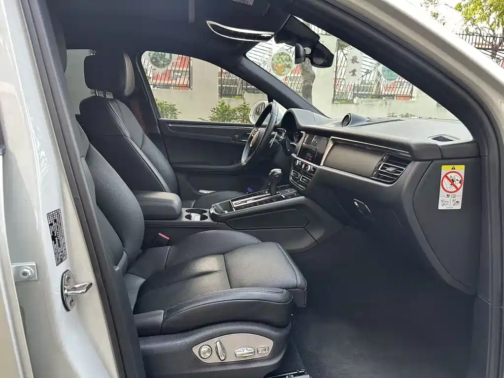Porsche Macan 2022 2.0T