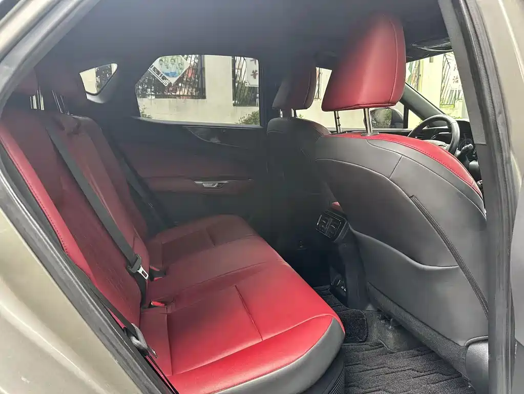 Lexus NX 350h 2022