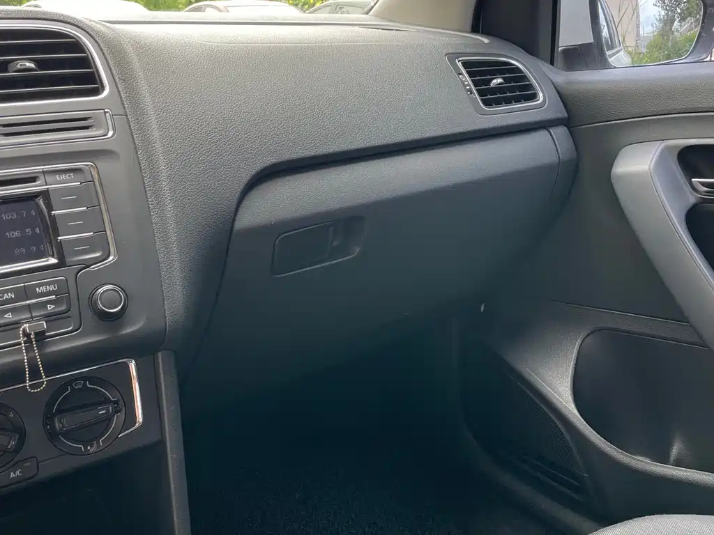 Volkswagen Polo 2014 1.4L Comfortline Automatic
