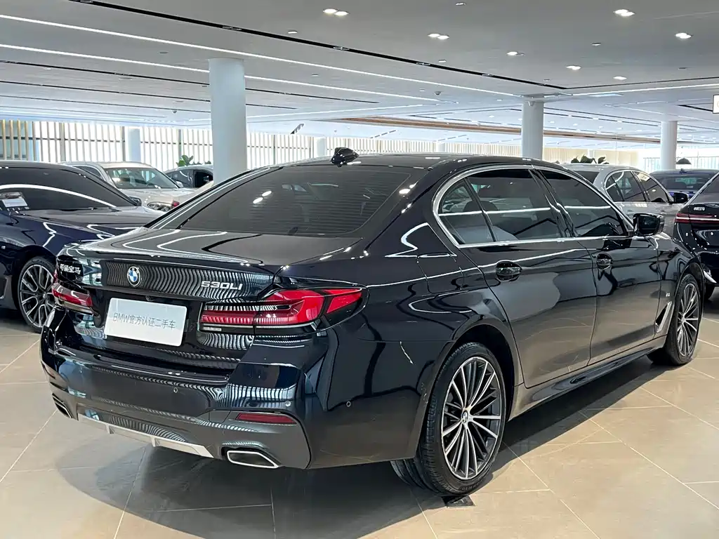 BMW 5 Series 2023 530Li Leading Edition M Sport Package
