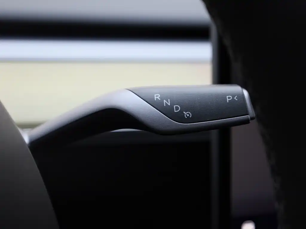 Tesla Model Y 2022 RWD