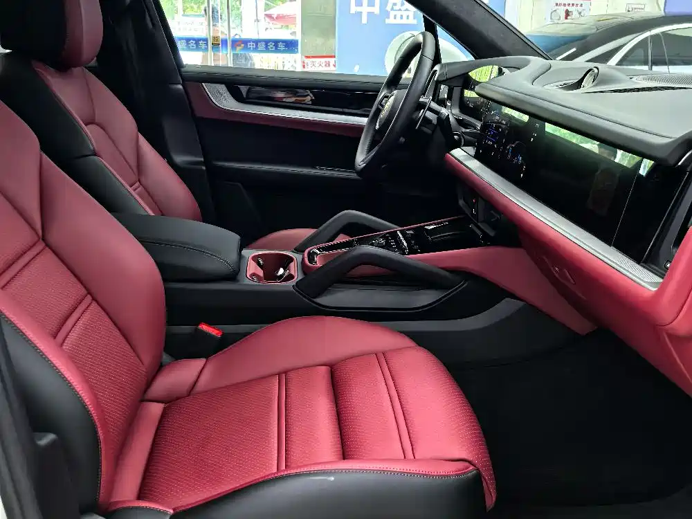 2025 Porsche Cayenne 3.0T