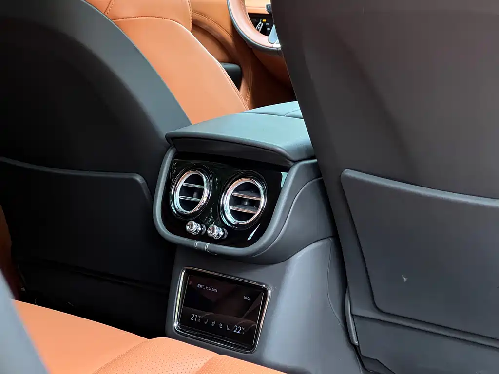 Bentley Bentayga 2022 4.0T V8