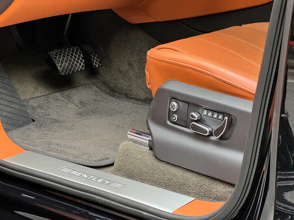 Bentley Bentayga 2022 4.0T V8