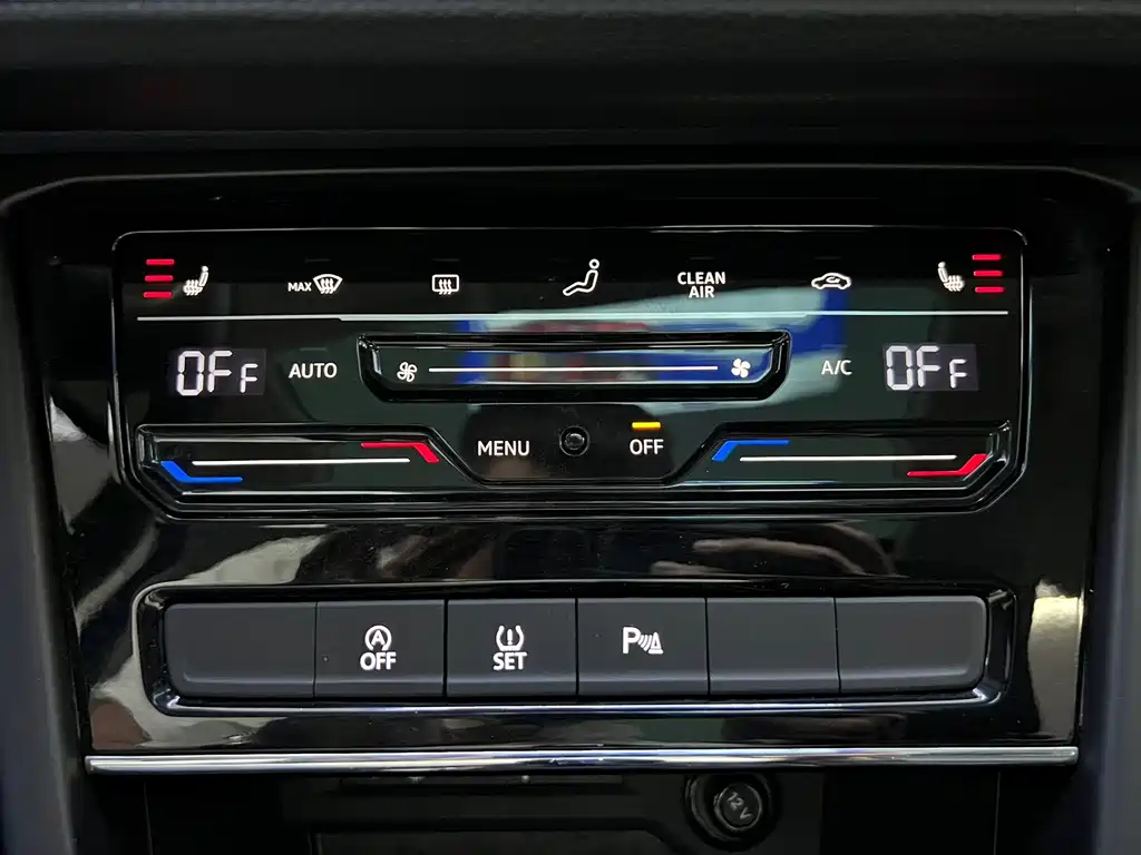 Volkswagen Touran L 280 TSI DSG Cross 7-Seater 2021