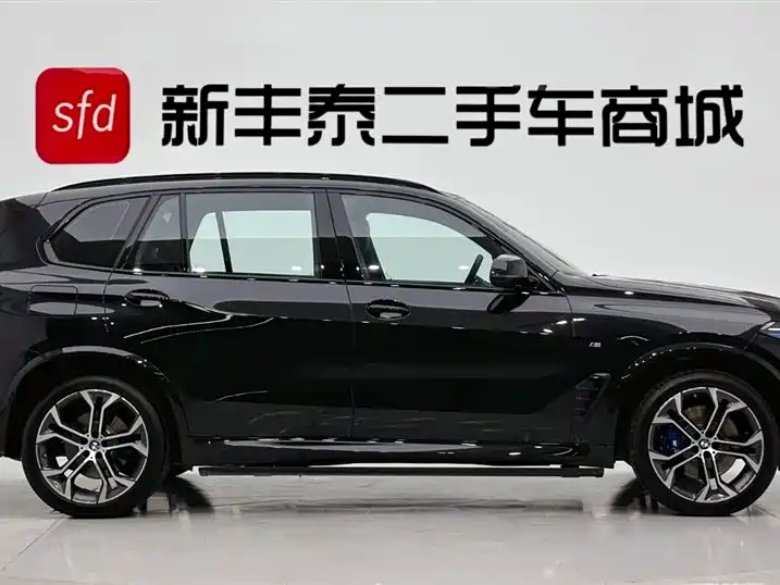 BMW X5 2026 xDrive 40Li M Sport Night Edition