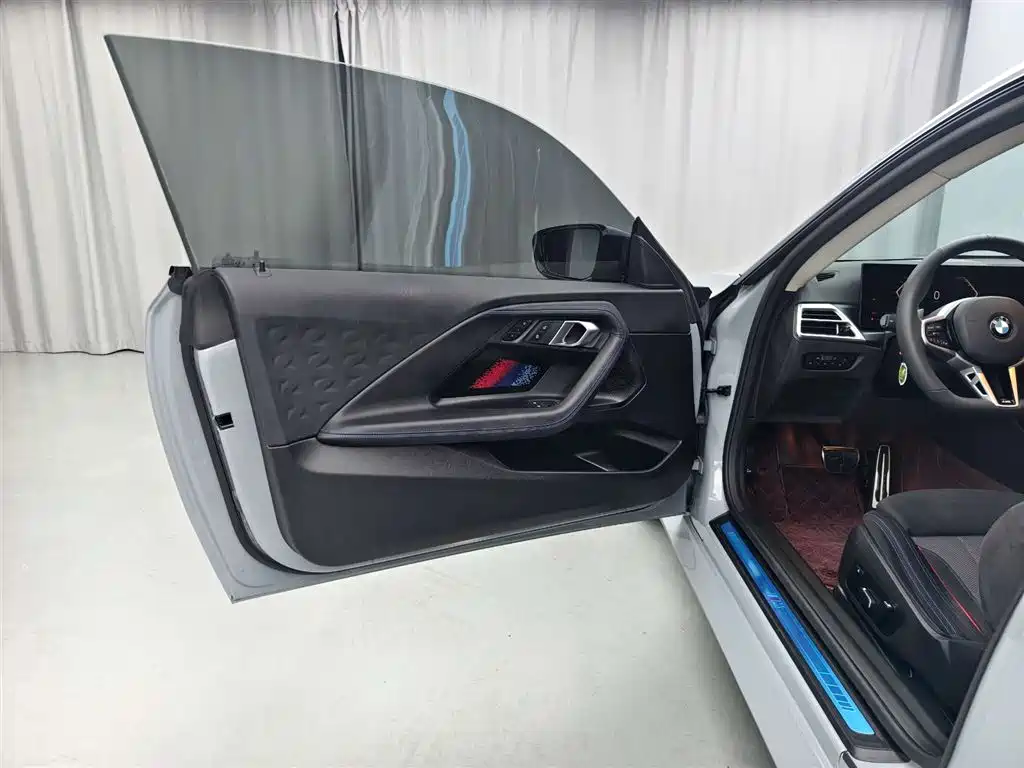 BMW 2 Series 2025 225i M Sport Night Edition