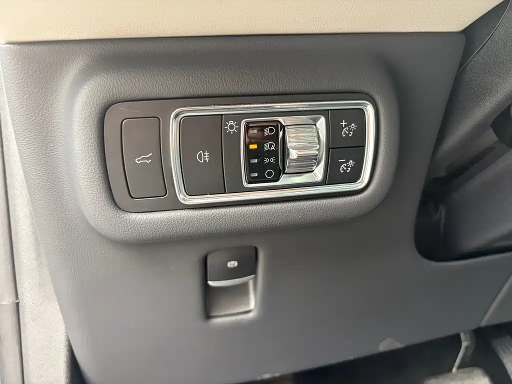 Lincoln Nautilus 2025 2.0T AWD Reserve Edition