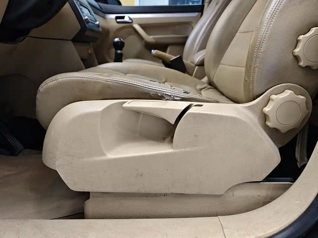 Volkswagen Touran 2011 1.4T Manual Zhishang Edition 5-seater