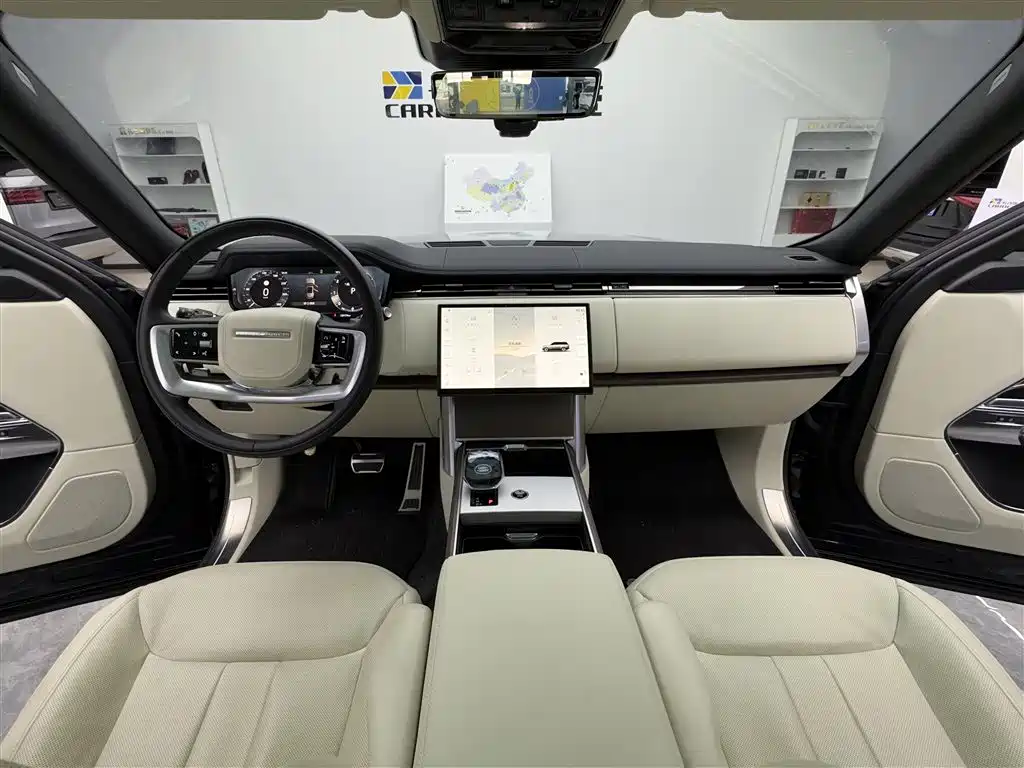 Range Rover 2025 3.0L 400PS Long Wheelbase